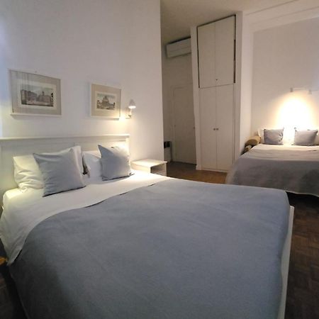 Residenza I Rioni Guesthouse โรม ภายนอก รูปภาพ