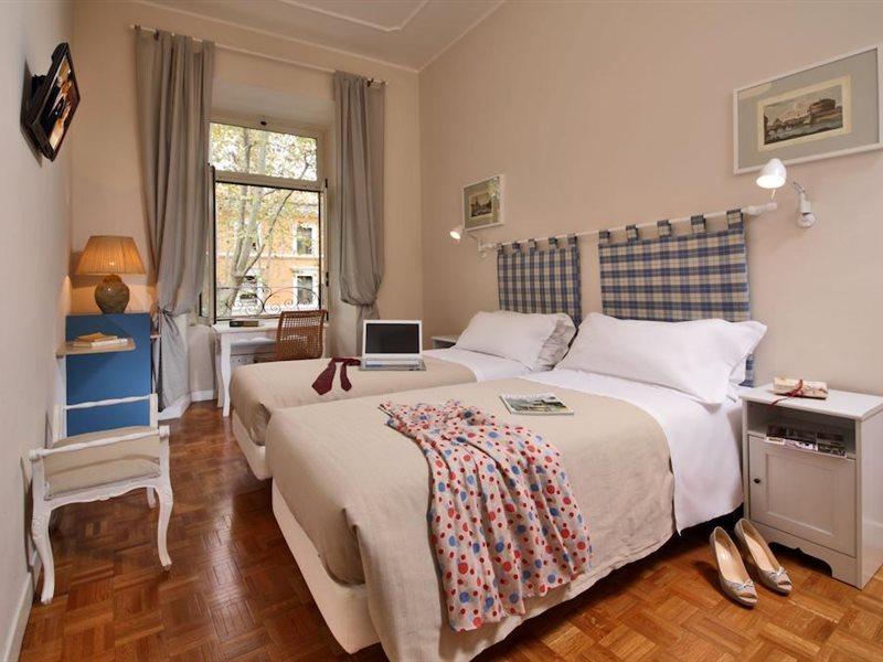 Residenza I Rioni Guesthouse โรม ภายนอก รูปภาพ