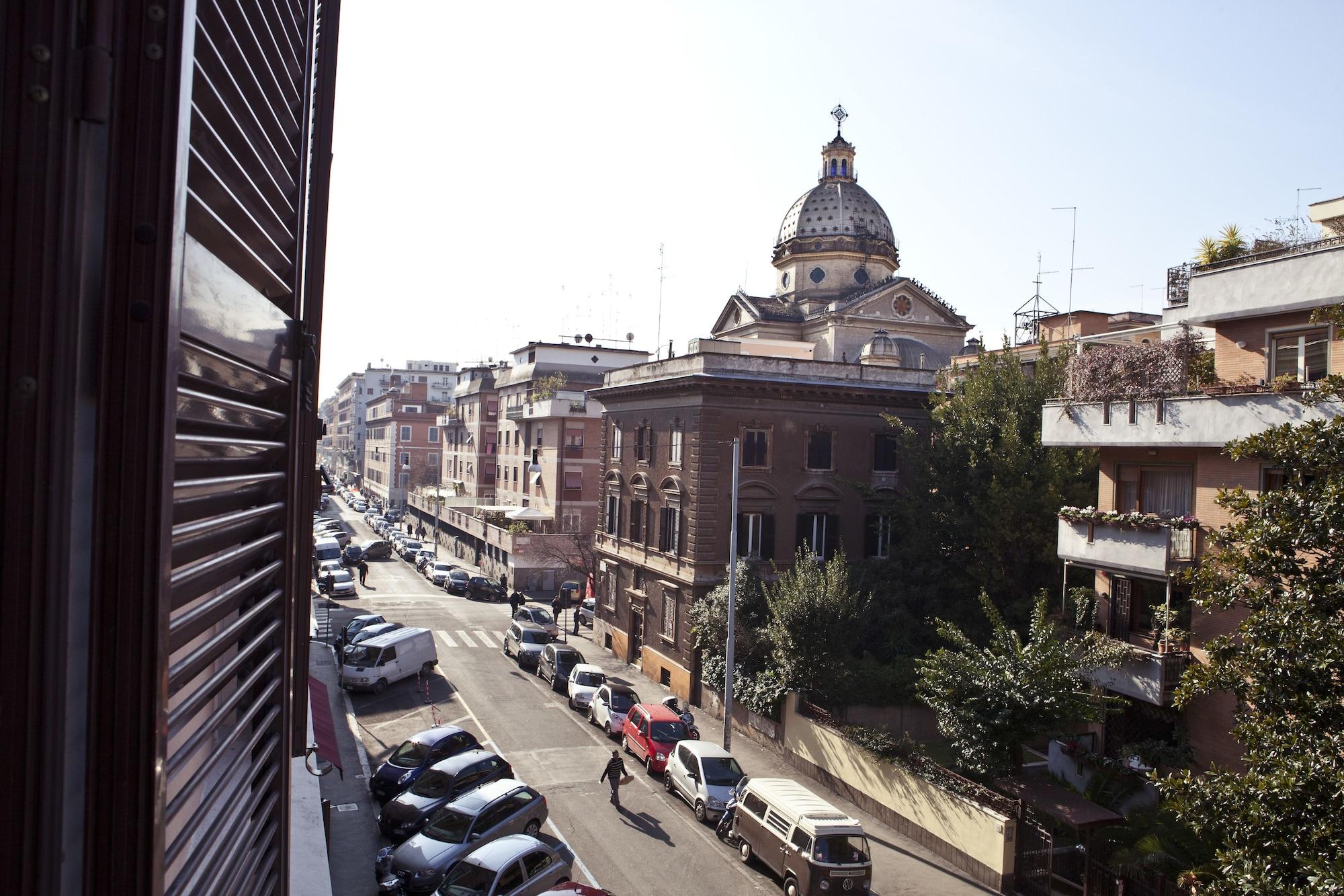 Residenza I Rioni Guesthouse โรม ภายนอก รูปภาพ