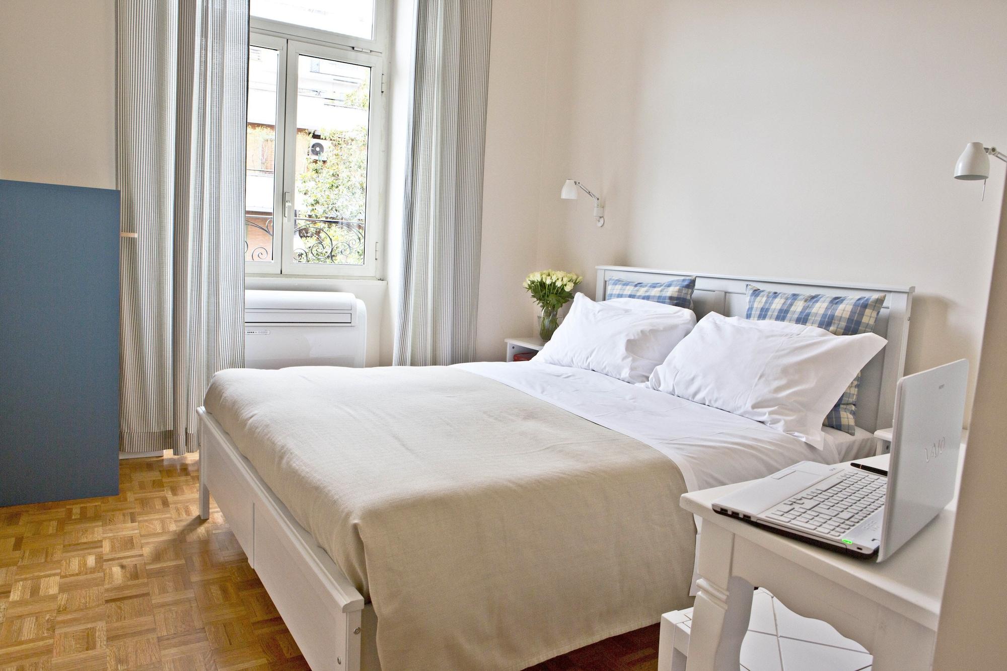 Residenza I Rioni Guesthouse โรม ภายนอก รูปภาพ