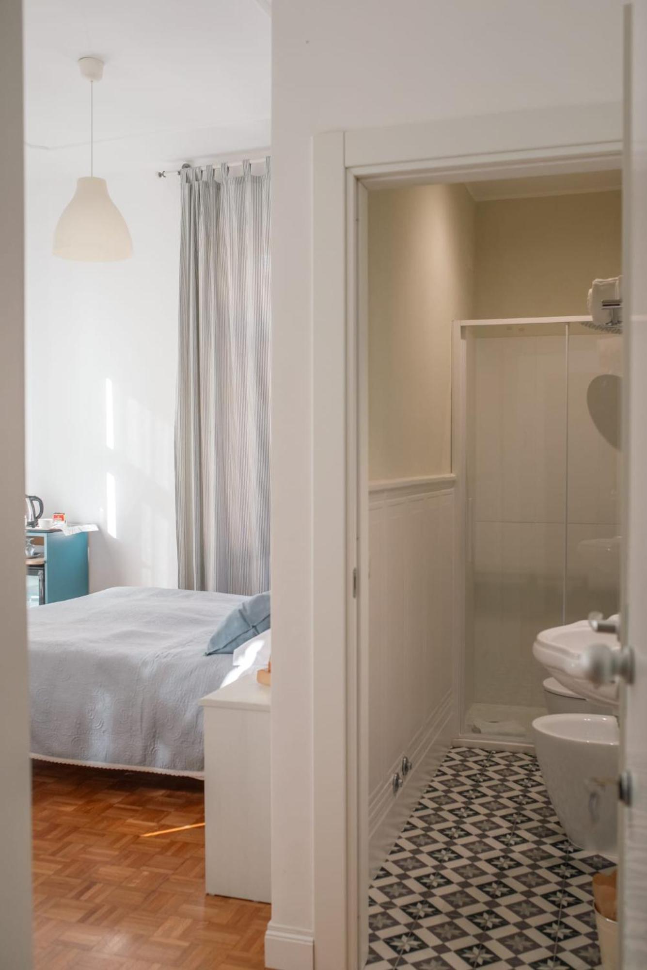Residenza I Rioni Guesthouse โรม ภายนอก รูปภาพ