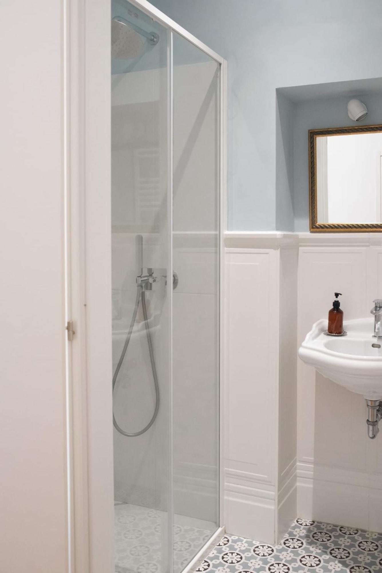 Residenza I Rioni Guesthouse โรม ภายนอก รูปภาพ