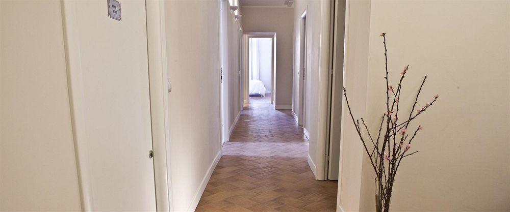 Residenza I Rioni Guesthouse โรม ภายนอก รูปภาพ